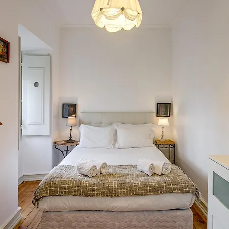 Sunny In The Heart Of Principe Real * Lisbona